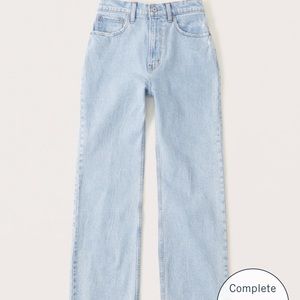 Abercrombie Curve Love High Rise 90s Relaxed Jean